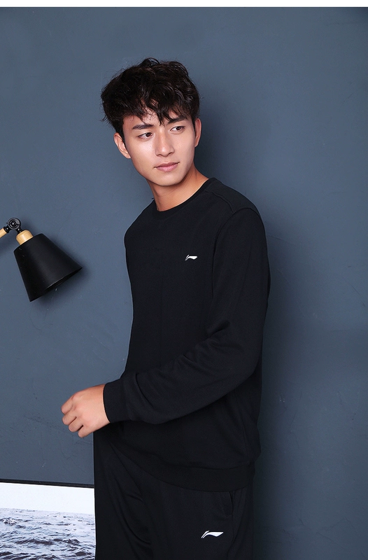 Li Ning áo len thể thao nam mới bóng rổ loạt áo thun dài tay cổ tròn áo thể thao dệt kim nam