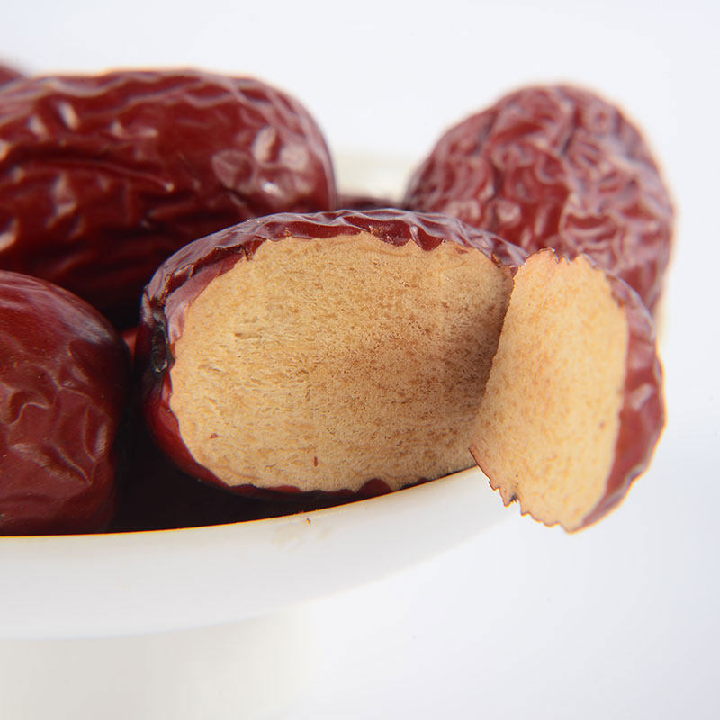 Xinjiang red jujube original ecological belt soil Ruoqiang gray jujube 3-5 catties