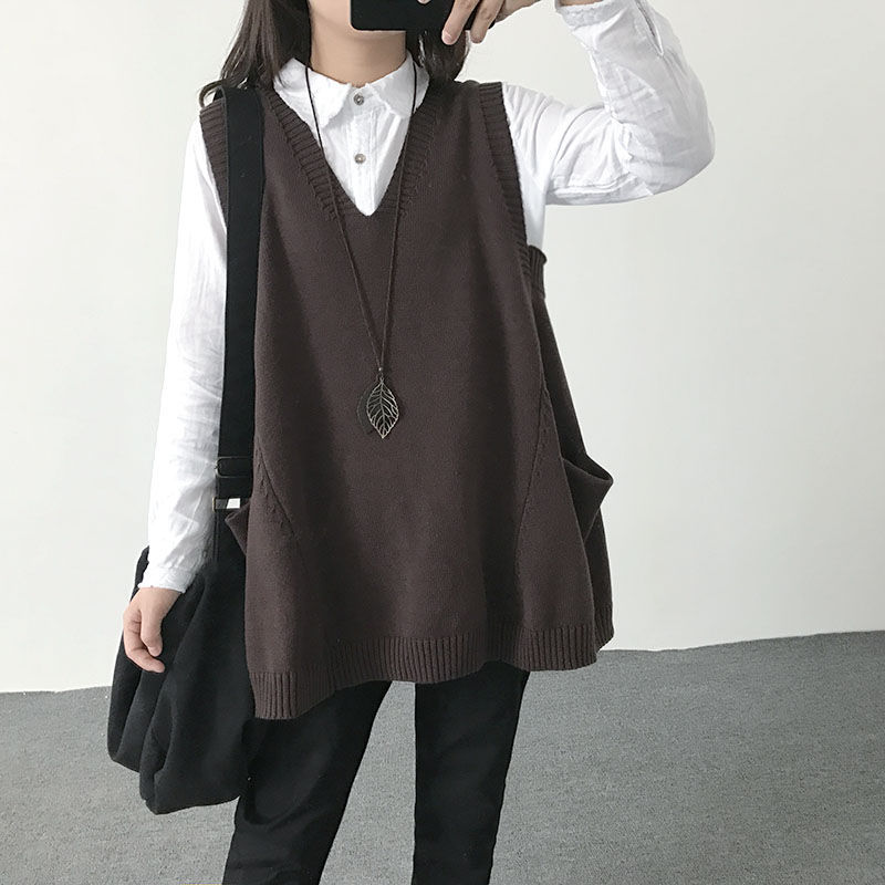 New Autumn and Winter V-Neck Vest 100kg Loose Sleeveless Knit Sweater Women's Versatile Slimming Trendy Vest New Autumn and Winter V-Neck Vest 100kg Loose Sleeveless Knit Sweater Women's Versatile Slimming Trendy Vest