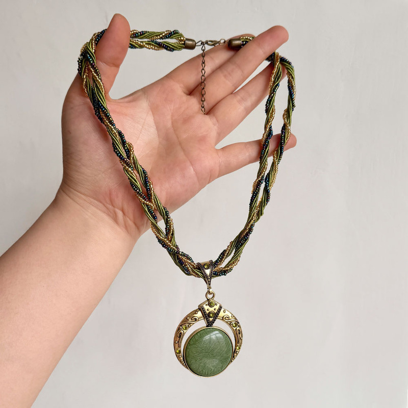 Vintage Forest-Style Green Braided Rope Beaded Crescent Glass Pendant Necklace for Women, Niche Bohemian Style Choker Accessory