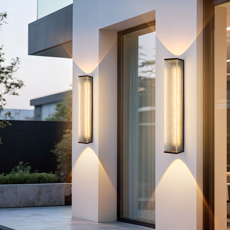 Outdoor Spotlights on Both Sides of the Gate, Wall Lights, Ambient Lights, Electrically Connected, Waterproof, Rust-Proof, Balcony, Roman Columns, Fence, Villa