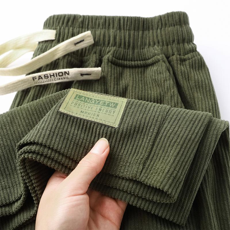 2025 American Retro Corduroy Shorts for Men, Summer Loose Knit Army Green Sports Casual Knee-Length Shorts for Men