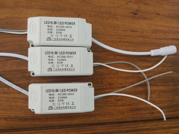 Xinhuahun Crown Led Flat Lamp Drives Power ac180-265v ac180-265v 210ma 42w-Taobao