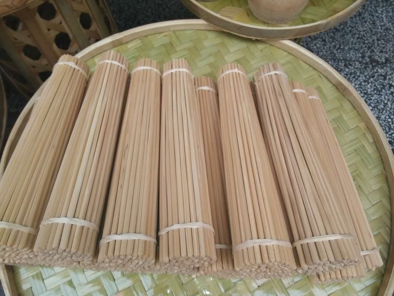 Yunnan Dehong bamboo chopsticks are naturally environmentally friendly and safe without paint