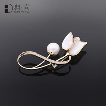 Brooch 2021 New Tide anti-light accessories Japanese cute girl flower pin simple coat suit collar buckle