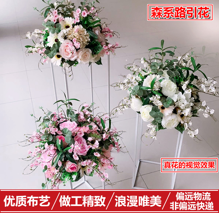 New wedding floral wedding celebration road Fancy Silk Flowers Wedding Site Placement of flowers T Terra Roman columns flowers