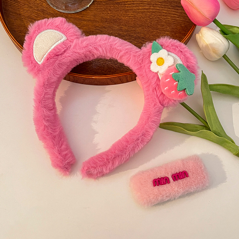 images 10:Strawberry-cute cute bear shampooed female swutter mask beam hair band 2022 new red hair card