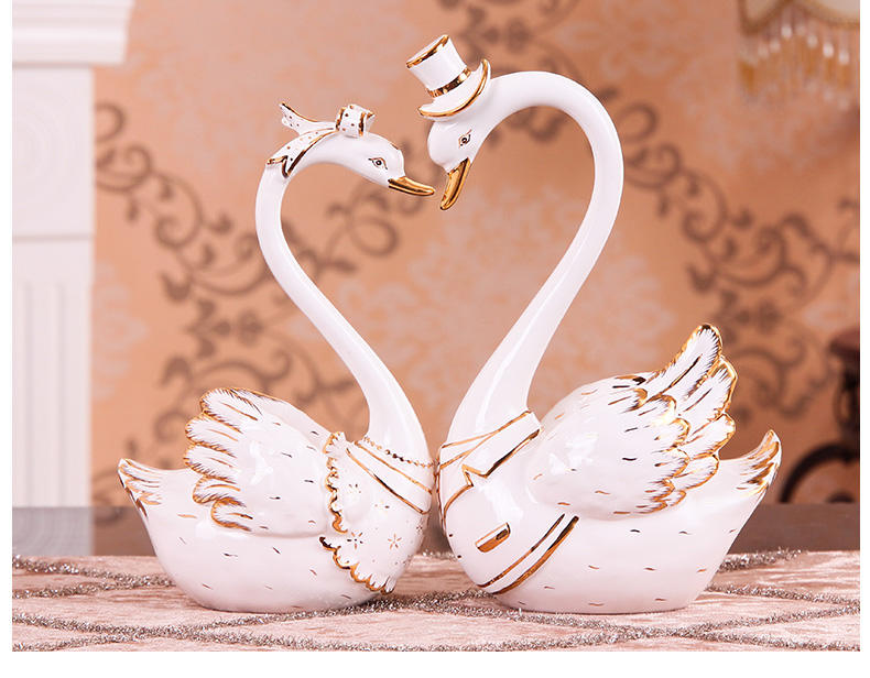 European furnishing articles sitting room romantic move ceramic swan wedding gift to send home decoration girlfriends wedding gift