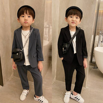Childrens casual little suit suit boy handsome Inrensey clothes boys birthday gown to play Korean version of spring and autumn