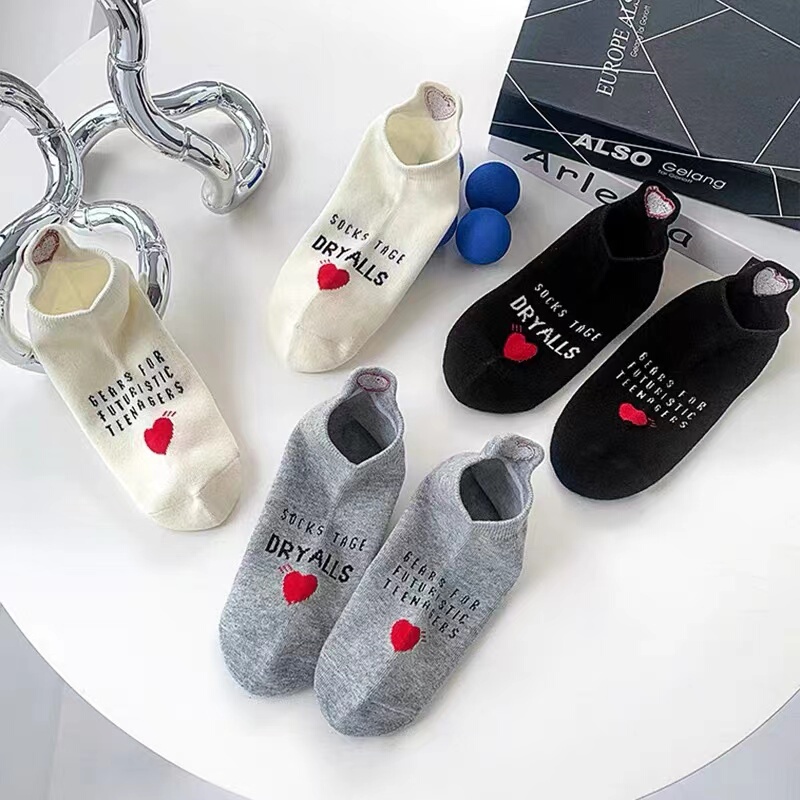 Japanese Trendy Brand Spring/Summer Style Short Socks with Heart Embroidery on the Heel, Unisex Sports Breathable Pure Cotton Thin Boat Socks