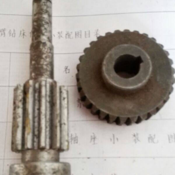 Shanghai Fifth Machine Bed Plant Five East Machine Tool H5-32 3C Lifting Worm Gear 88 Gear Shaft 140 Upright Drilling Accessories