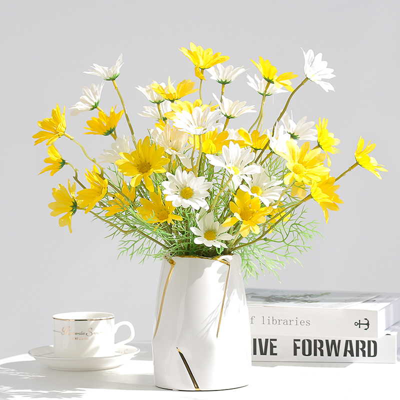 ins Chamomile small daisy flower fake flower imitation bouquet living room ornament plastic dried flower dining table decoration
