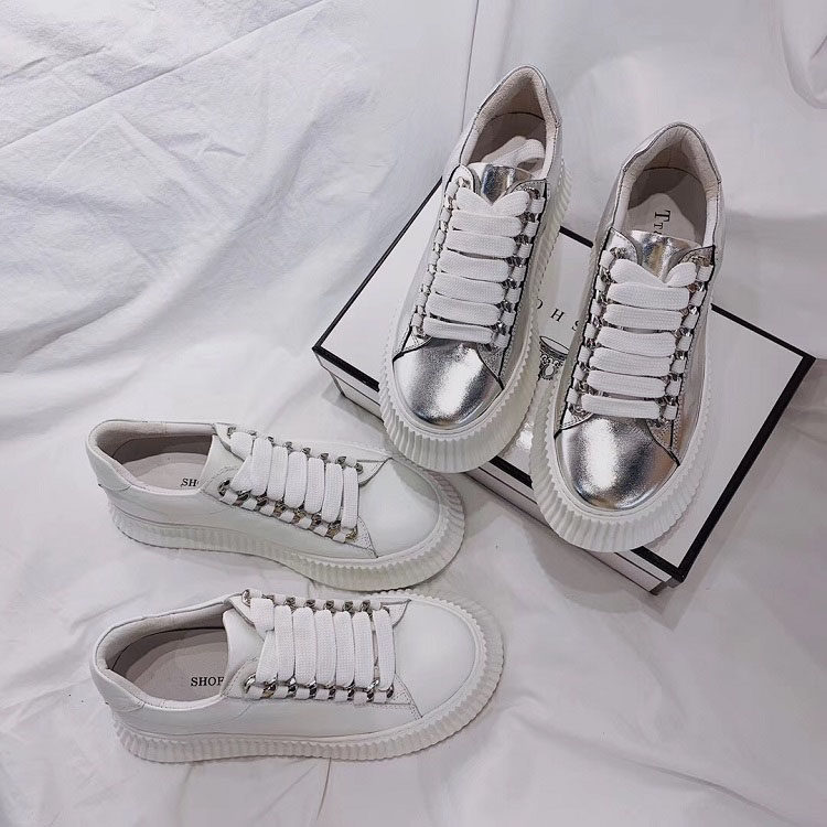 European station leather white shoes women's 2019 spring new Korean version all-match thick-soled muffin shoes women's casual shoes trend