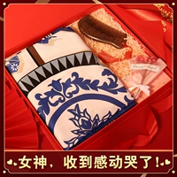 D -тип шелковый шарф+расческа (подарочная коробка)