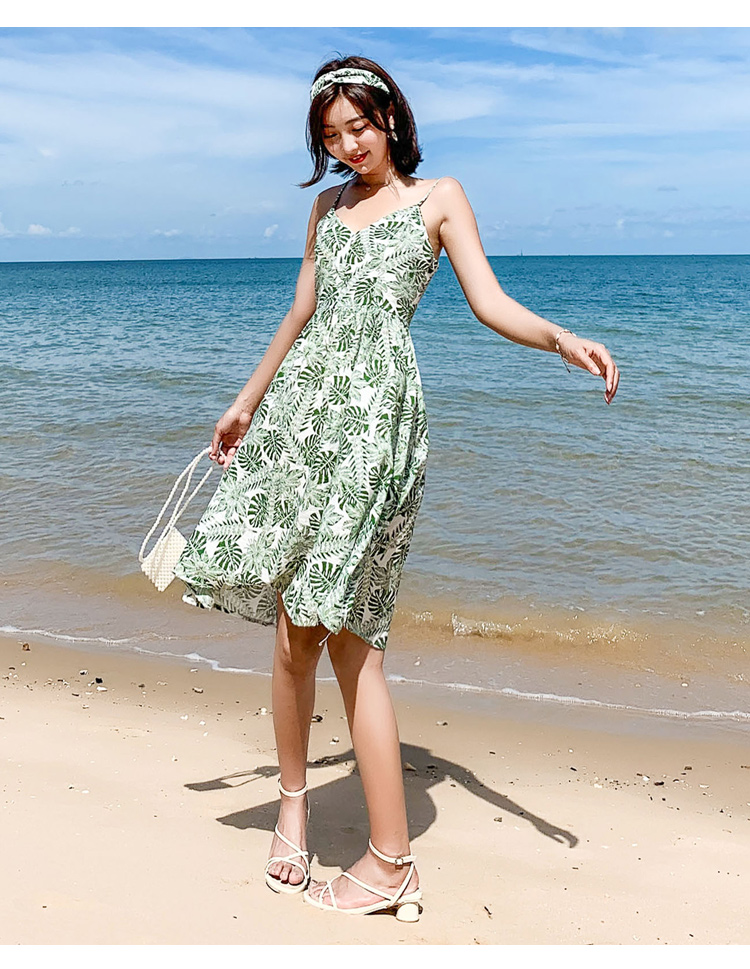 VK旗艦店 韓系樹葉印花v領露背細肩帶配發帶無袖洋裝