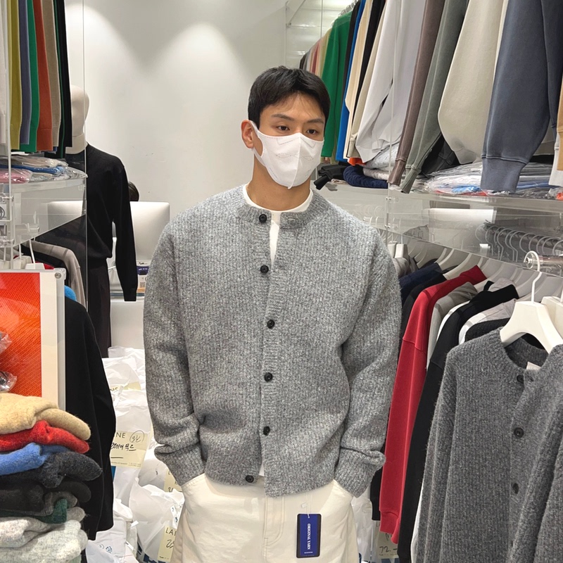 Korean Dongdaemun Core-Spun Yarn Knitted Cardigan for Men, Round Neck Button-Up Sweatshirt Jacket with Textured Woolen Jacket, Trendy