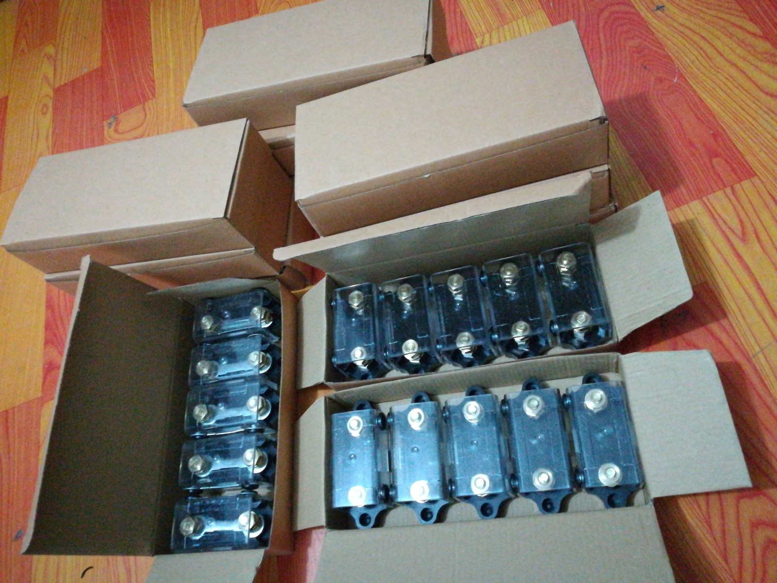 Coach Air conditioning warm air fuse cartridges seat insurance box fuse with seat caravan insurance box 150A200A