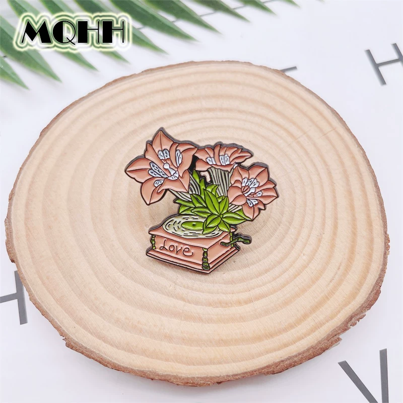 Креативный коричневый мегафон, брошь, мультяшная нашивка, аксессуар, украшение, цветочный узор, подарок на день рождения