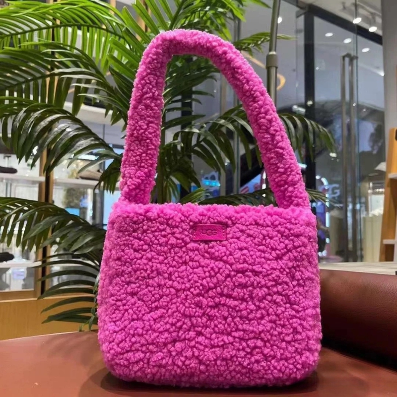 Authentic Ugg Women's Lambswool Bag 1132370 Authentic Ugg Women's Lambswool Bag 1132370