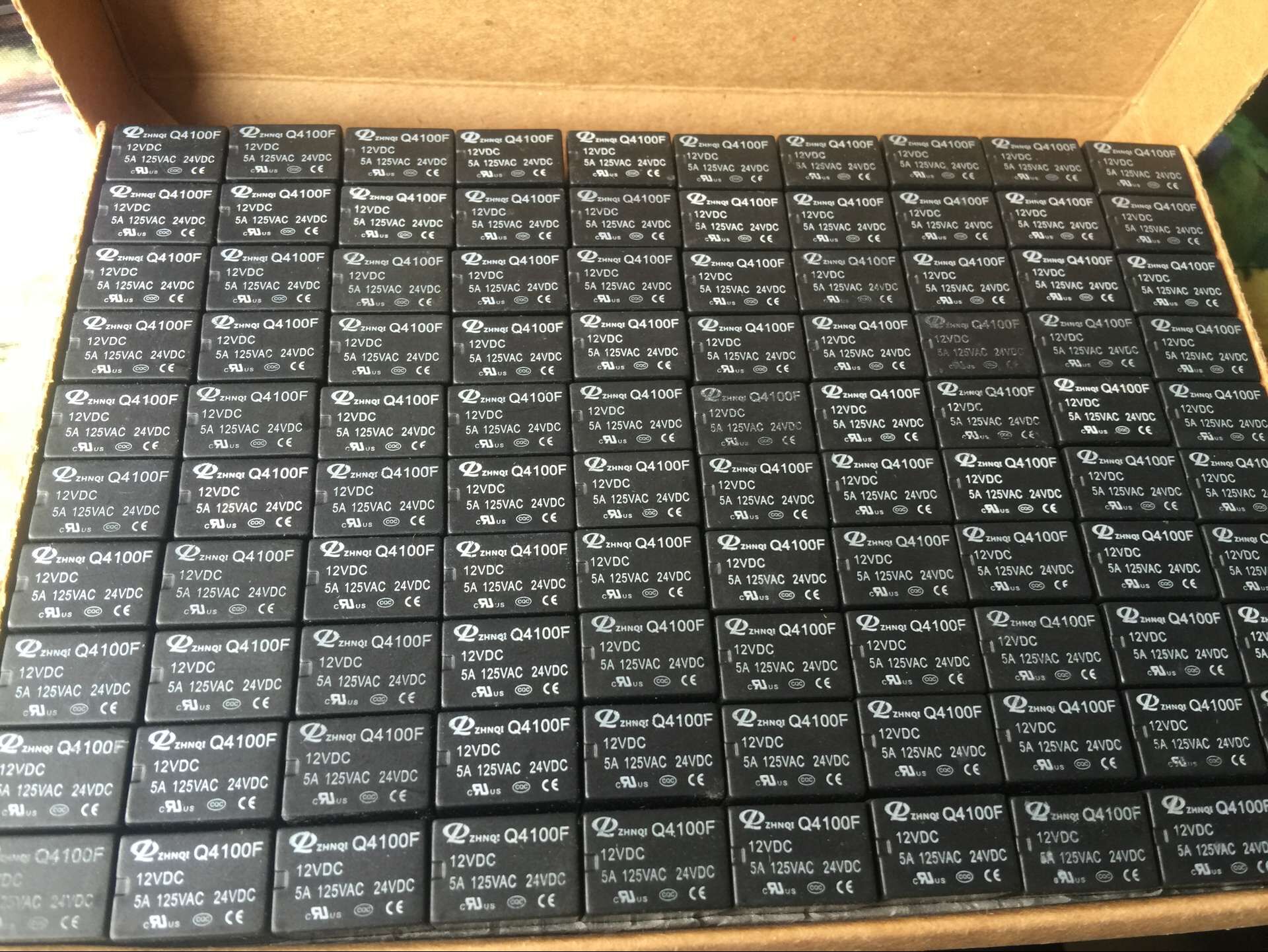 Relay Q4100F(hk4100) DC12V silver contact small relay a large number of spot