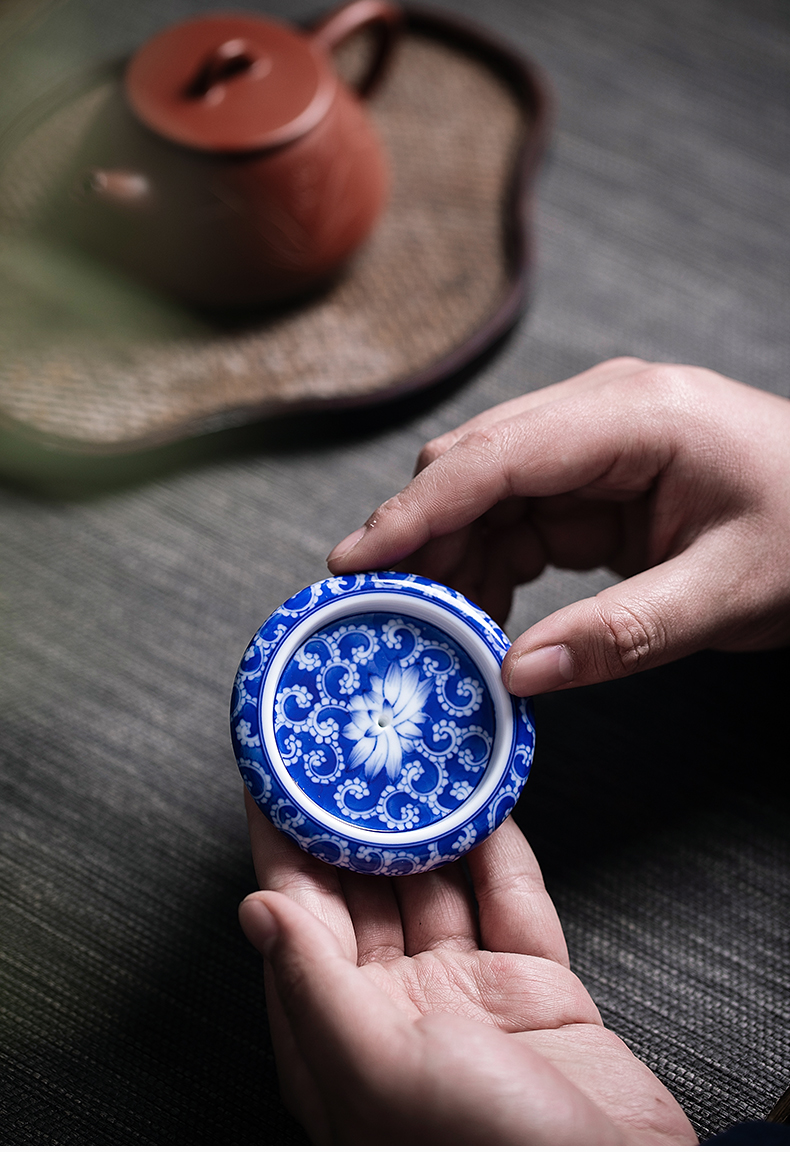 Cloud art of jingdezhen hand - made porcelain cover put incense inserted dual ceramic lid kung fu tea tea taking of spare parts