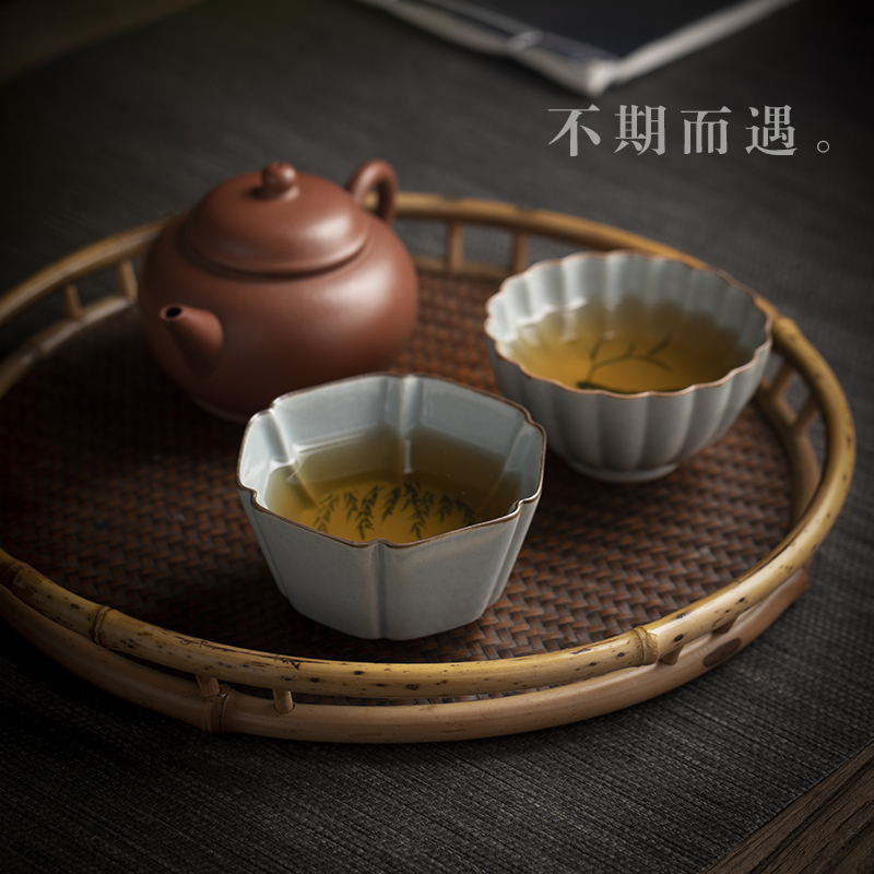 Cloud operation jingdezhen blue and white sample tea cup antique glaze ceramic tea set hand - made master cup of restoring ancient ways zen tea cups