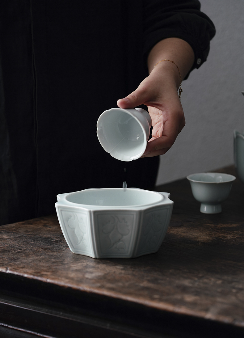 Art of jingdezhen imitation song dynasty style typeface of cloud shadow blue all hand carved kung fu tea tea to wash in hot water writing brush washer cylinder accessories