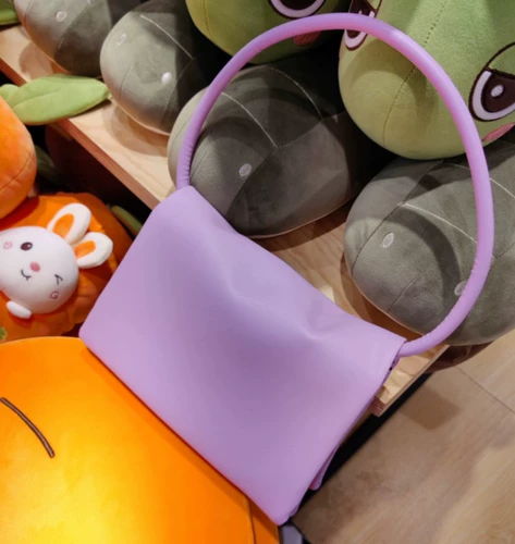 2022 Новая тайская нишевая бренд -макаронная сумка на плече 1975 года.