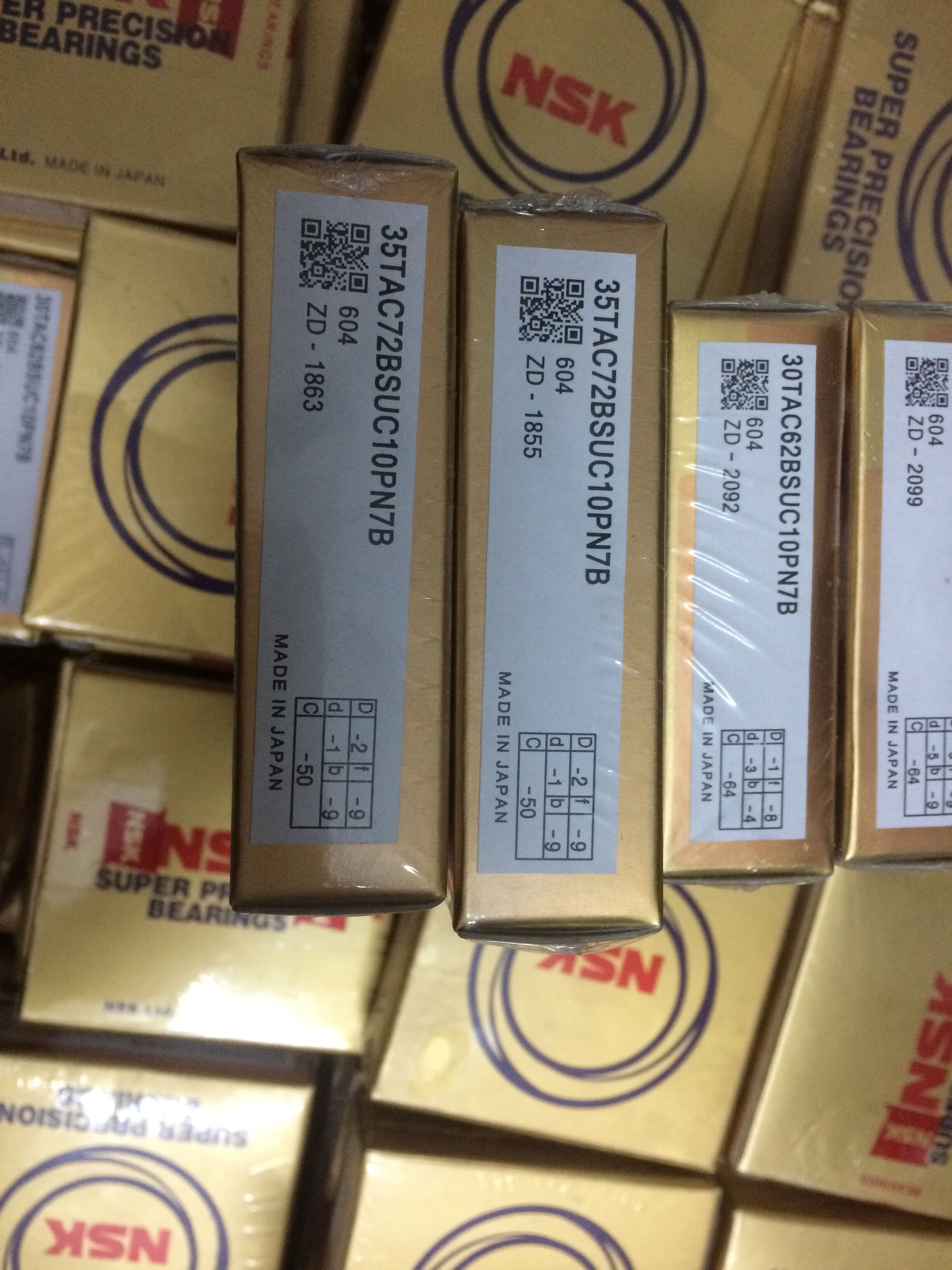 Original fitting Japanese Seiko NSK angular contact with high speed bearing 7005CTYDBLP4 bearings