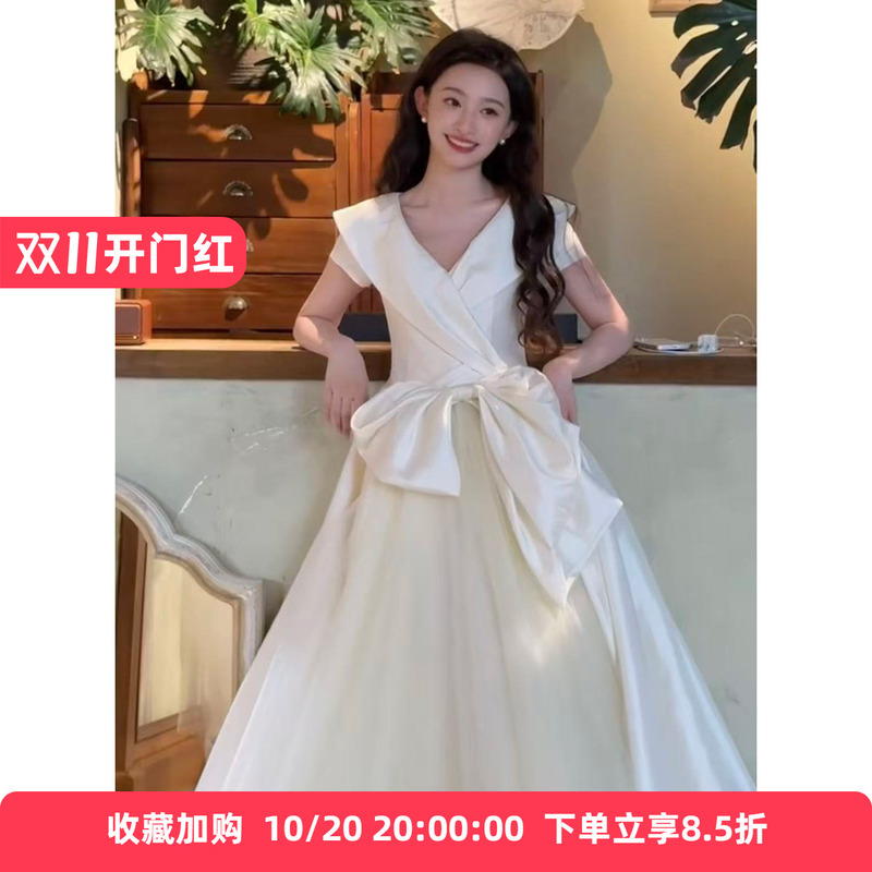 French-Style Light Wedding Dress for Petite Brides, Simple Retro Satin Engagement Dress, High-End Light Luxury French-Style Light Wedding Dress for Petite Brides, Simple Retro Satin Engagement Dress, High-End Light Luxury