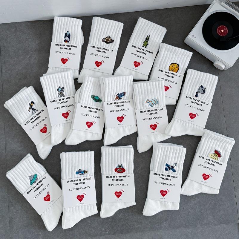 Croatia Socks Unisex Mid-Calf Socks West Coast Skateboard ins Trendy Space Planet Street Style Sports Long Socks