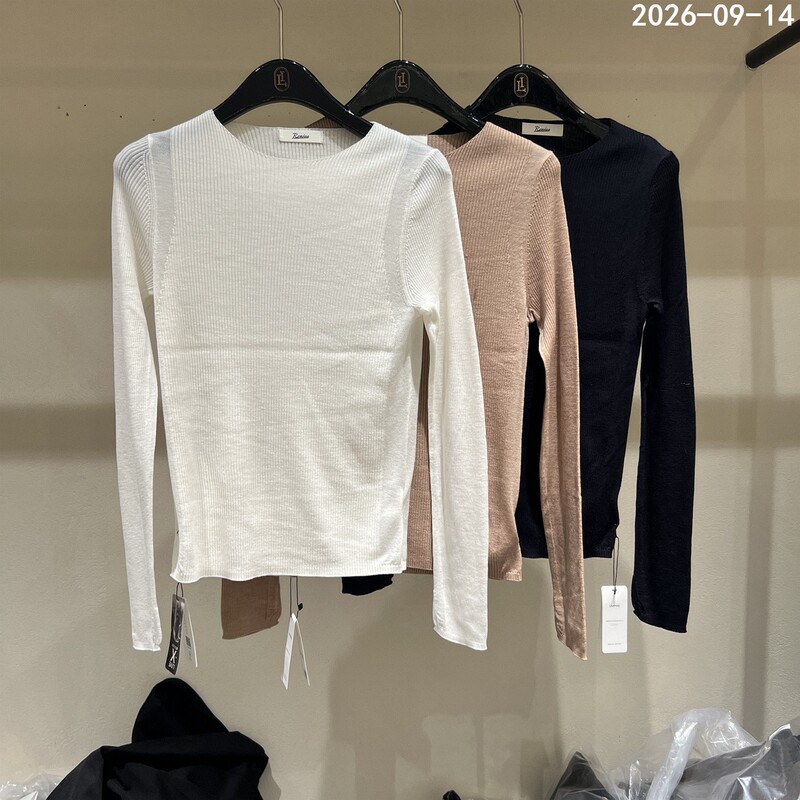European Station 2026 Autumn New Round Neck Long Sleeve Knitted Sweater for Women, Simple Solid Color Versatile Base Sweater 2774 European Station 2026 Autumn New Round Neck Long Sleeve Knitted Sweater for Women, Simple Solid Color Versatile Base Sweater 2774