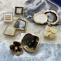 Irregular metal button button shaped top female button all-round square pearl dress dress dress hair