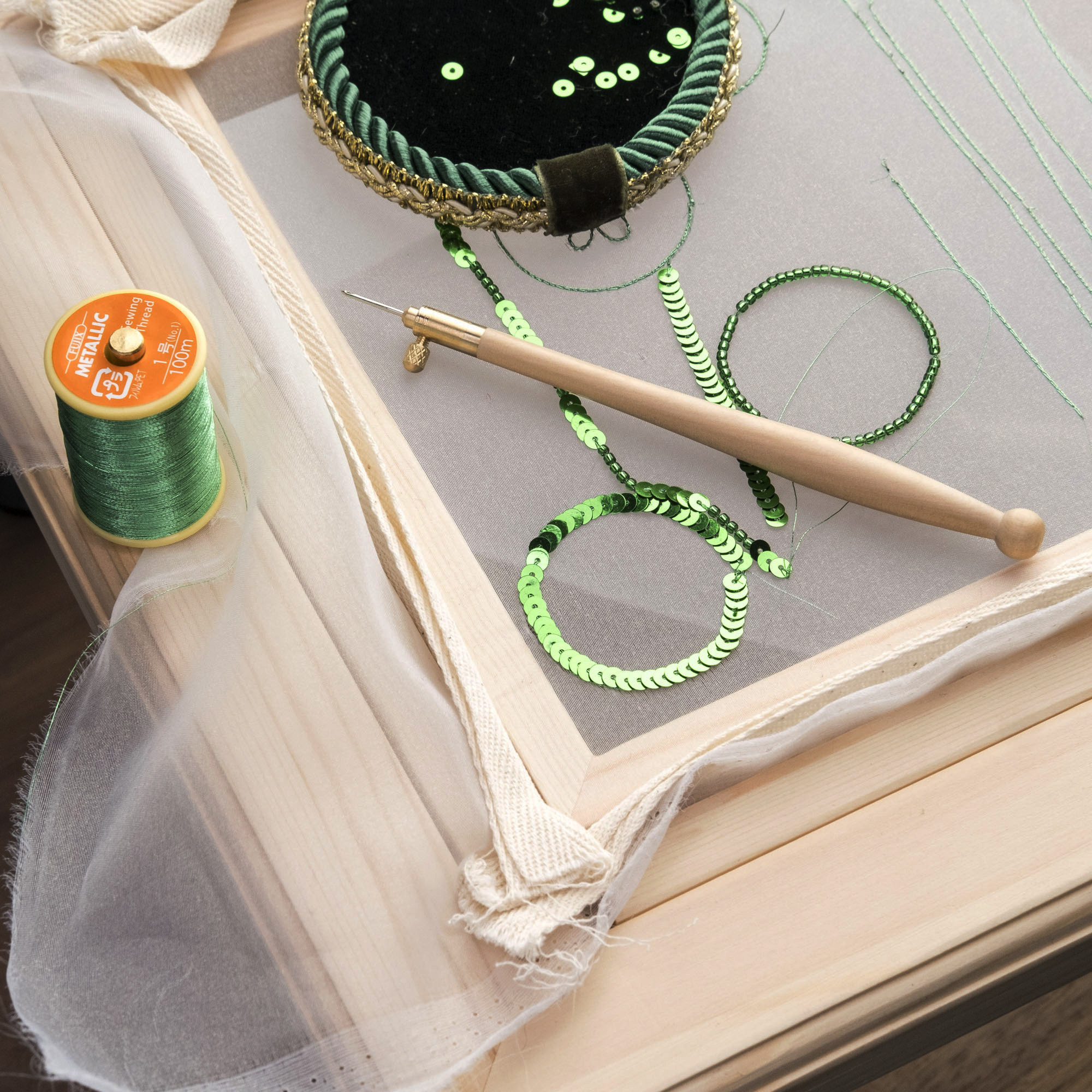 French embroidery front and back crochet luneville method embroidery tool embroidery needle bead bead sequins beaded diy