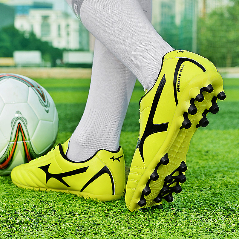 C Ronaldo football shoes boys AG long nails non-slip junior high school students training shoes youth middle-aged football shoes men