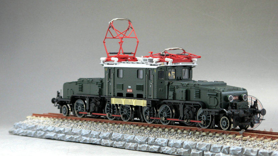 欧洲铁路巨兽~大鳄鱼电力机车