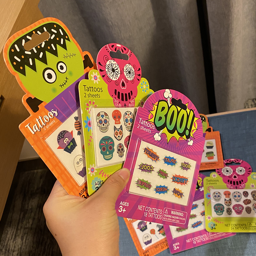 This is the tattoo sticker I played when I was a kid