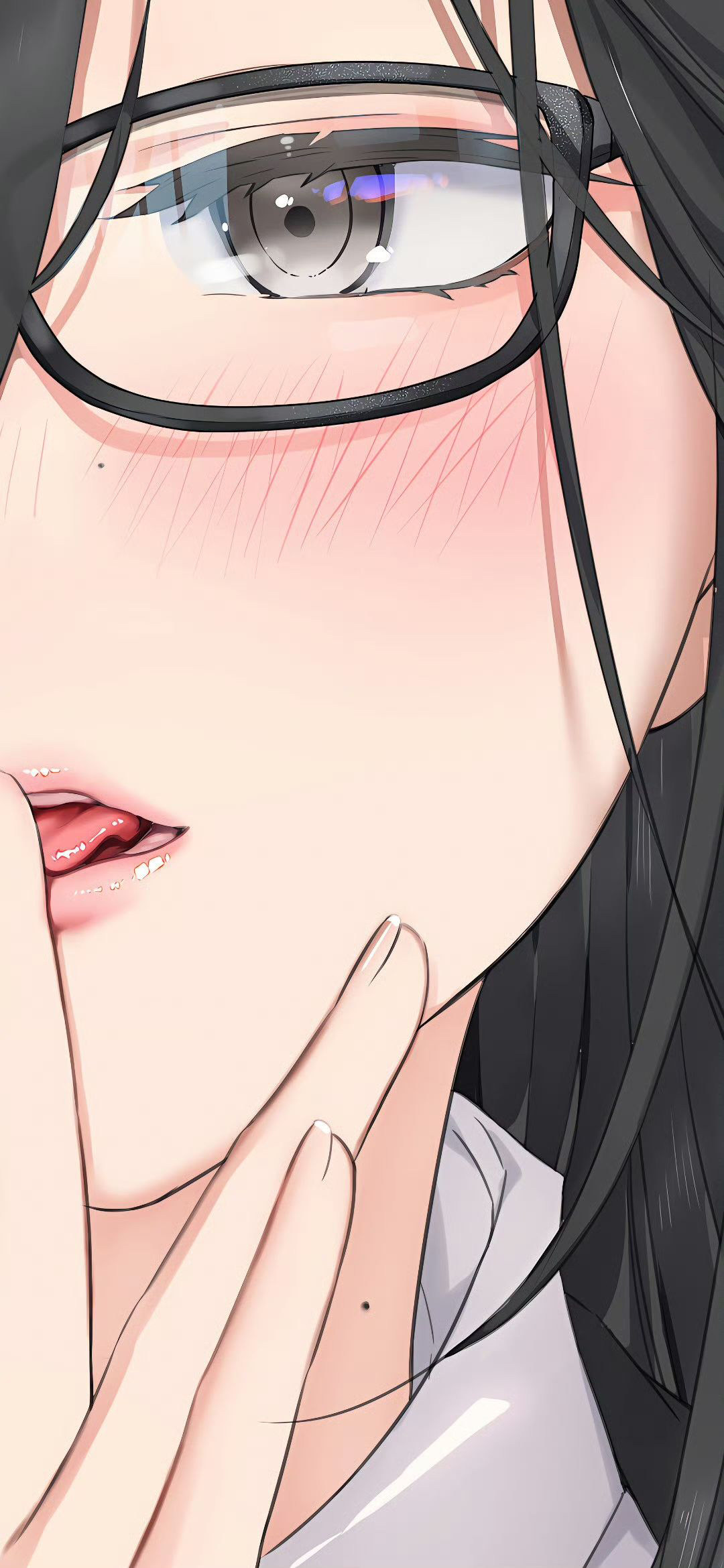 戴黑框眼镜黑发动漫女生脸部特写 4K 竖版手机壁纸,脸红羞涩,手指轻触脸颊,细腻二次元插画