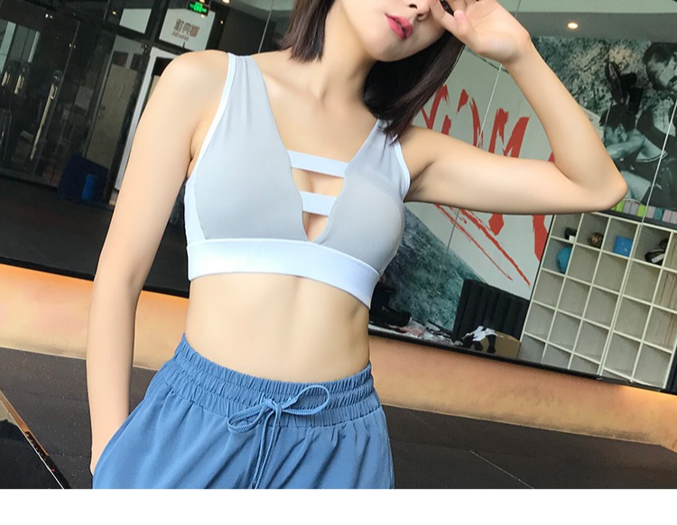 Quần áo mùa thu phi thể thao trên mặt trước và sau mới mặc hai người đẹp mặc lại áo chống sốc áo ngực tập thể dục bra bra bra bra trang phục tập yoga cho nữ