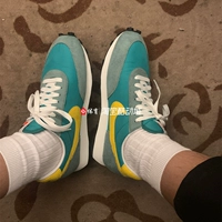 Peacock Green (DA0824-300) поддерживает оценку Fake One Sepanty Three ~~