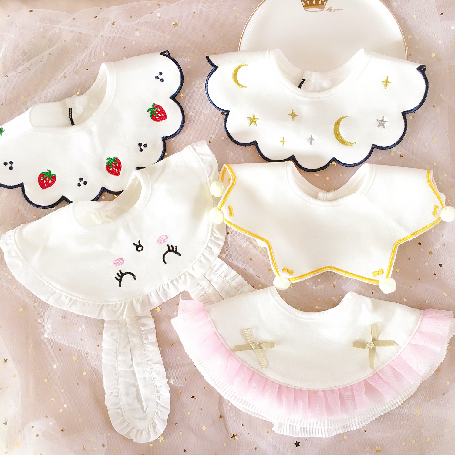 Baby saliva towel baby cotton princess bib 360 degrees rotatable round bib shape petals newborn