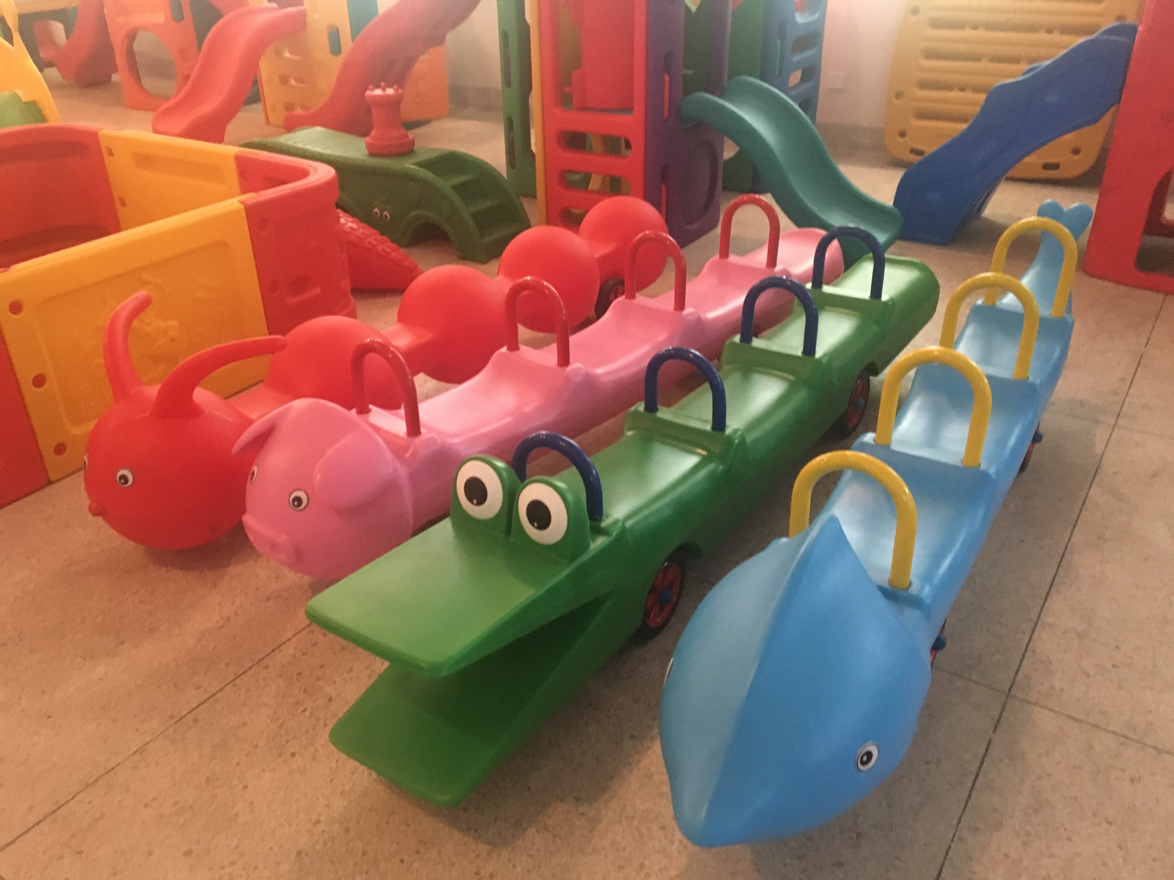 The kindergarten's new multiplayer assisted the four-four team for the JICA Children's Competition Twist-twist Motor Skating Plastic