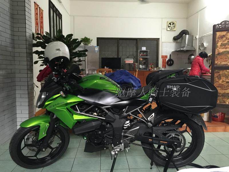 Spanish SHAD locomotive waterproof hard shell side bag edge luggage rear hanging bag side bag Charade hard shell side bag