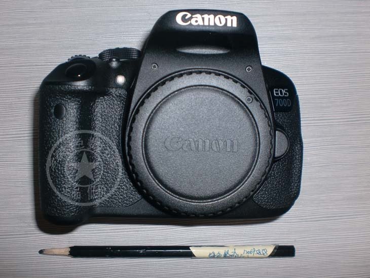Canon EOS 700D / 18-135 STM kit Máy ảnh DSLR Màn hình cảm ứng xoay phiên bản Hồng Kông - SLR kỹ thuật số chuyên nghiệp mua máy ảnh canon