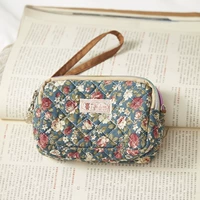 Cort -Green Red Chrysanthemum Medium