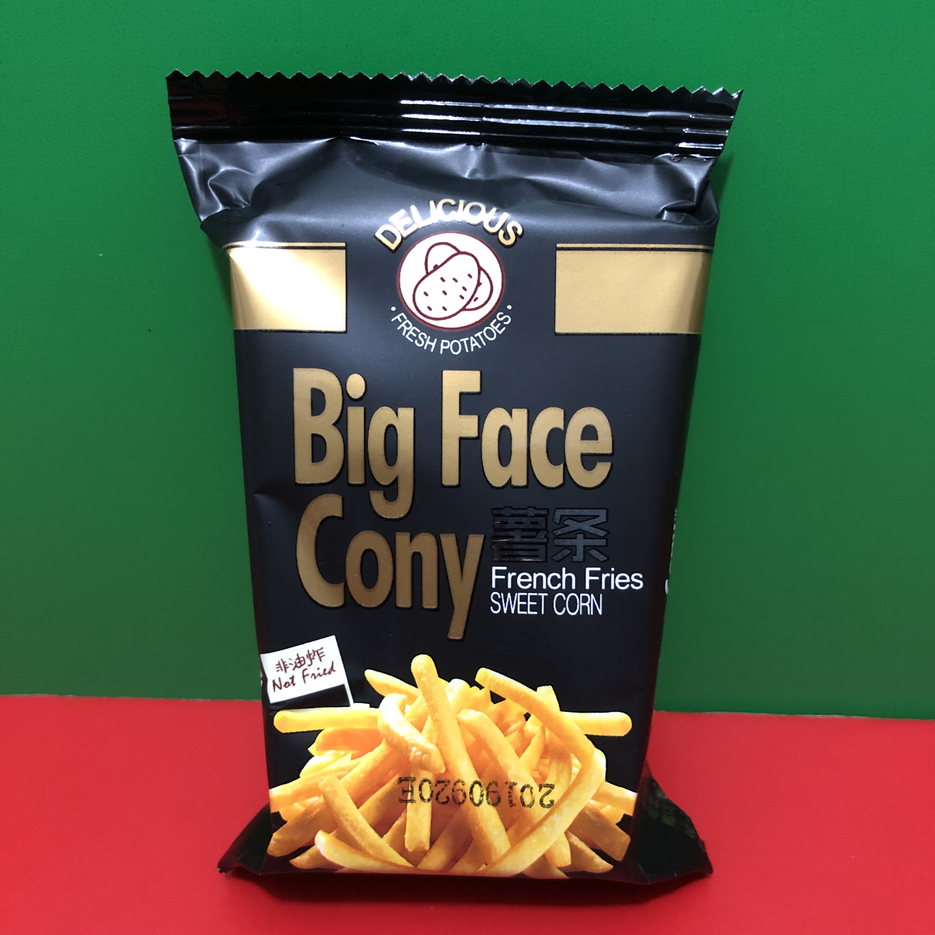 Big Face Cony Rabbit Prince Salted Egg Yolk Flavor Salt and Pepper Ribs flavor Italian steak flavor Fries About 40g