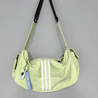 Зеленый, космический