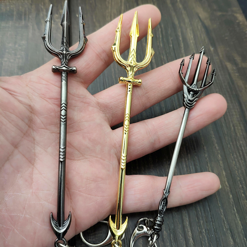 Justice League Aquaman Keychain Aquaman Movie Merchandise Weapon Trident Metal Keychain Bag Pendant