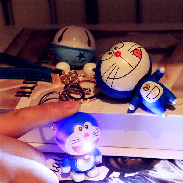 Crayon Shinchan keychain car key pendant bag pendant couple cartoon key ring small ball cat