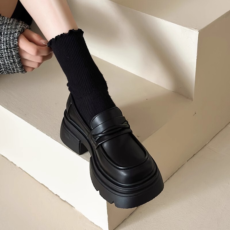 Thick-Soled Chunky Leather Shoes for Women, British Style, 2026 New Spring and Autumn Slip-On Shoes, Black Loafers